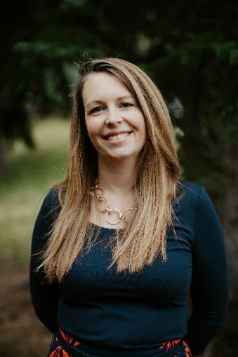 Portrait of Christine Sarnow